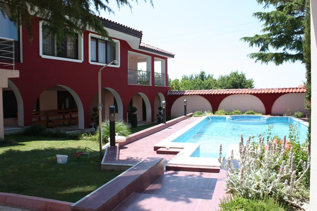 The Red House Ξενοδοχείο Kosharitsa Εξωτερικό φωτογραφία